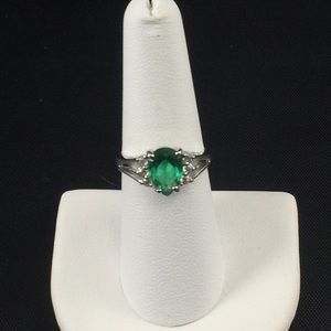 Emerald green CZ ring, sterling silver